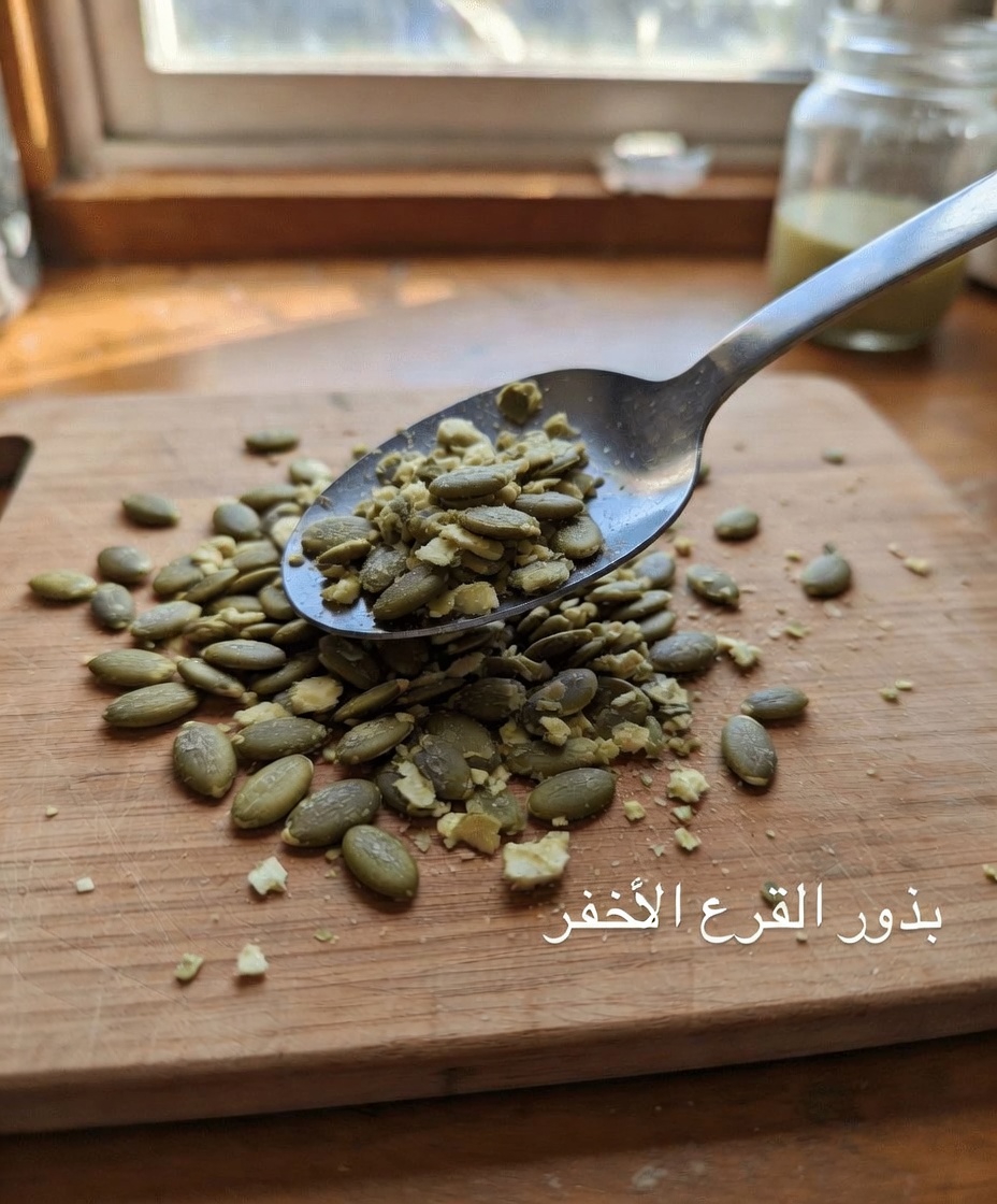 تستيقظ للتبول ليلًا؟ قد تساعدك هذه العادة البسيطة لشرب السوائل عند السادسة مساءً على النوم بشكل أفضل