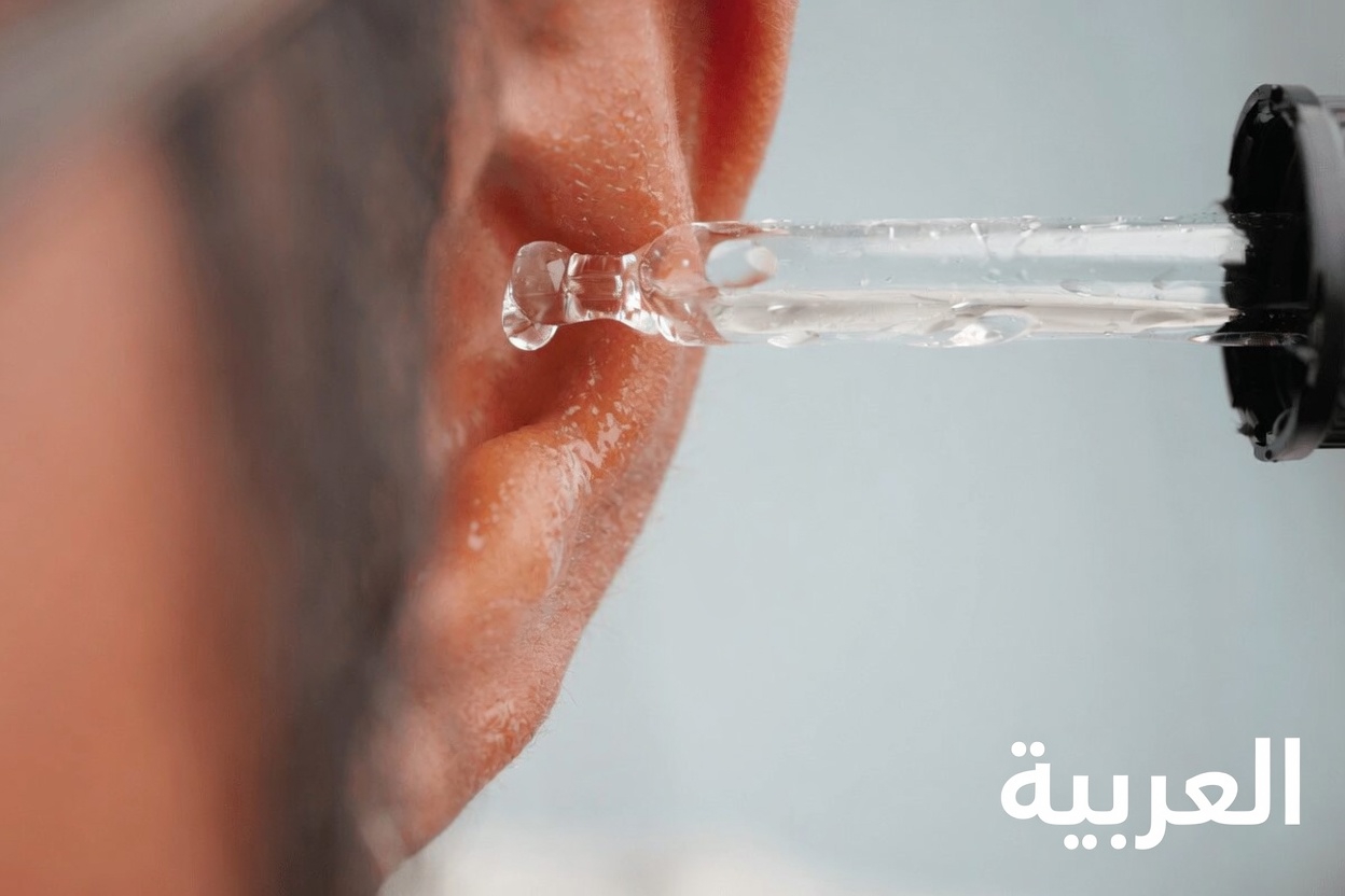 وضع 4 قطرات من زيت الزيتون في أذنك: دليل بسيط للعناية اليومية بالأذن