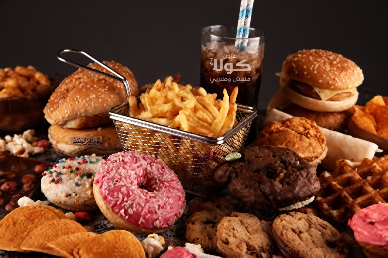 الطعام الوحيد المفقود الذي يذيب عضلاتك بهدوء بعد الستين (و5 أطعمة يوافق عليها الرهبان تعيدها)