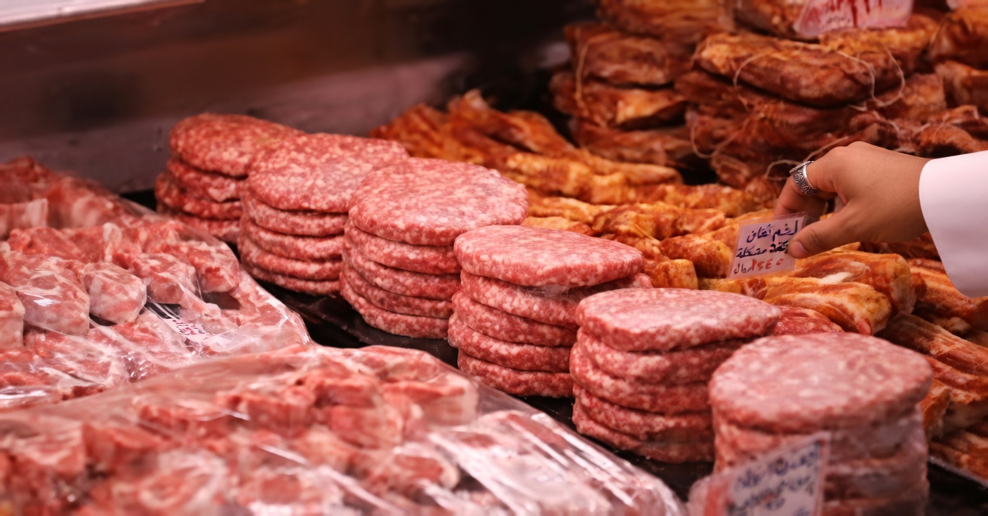 بصفتي طبيبًا متخصصًا في البروستاتا، أحذّر كبار السن: هذه العادة تُضخّم البروستاتا!