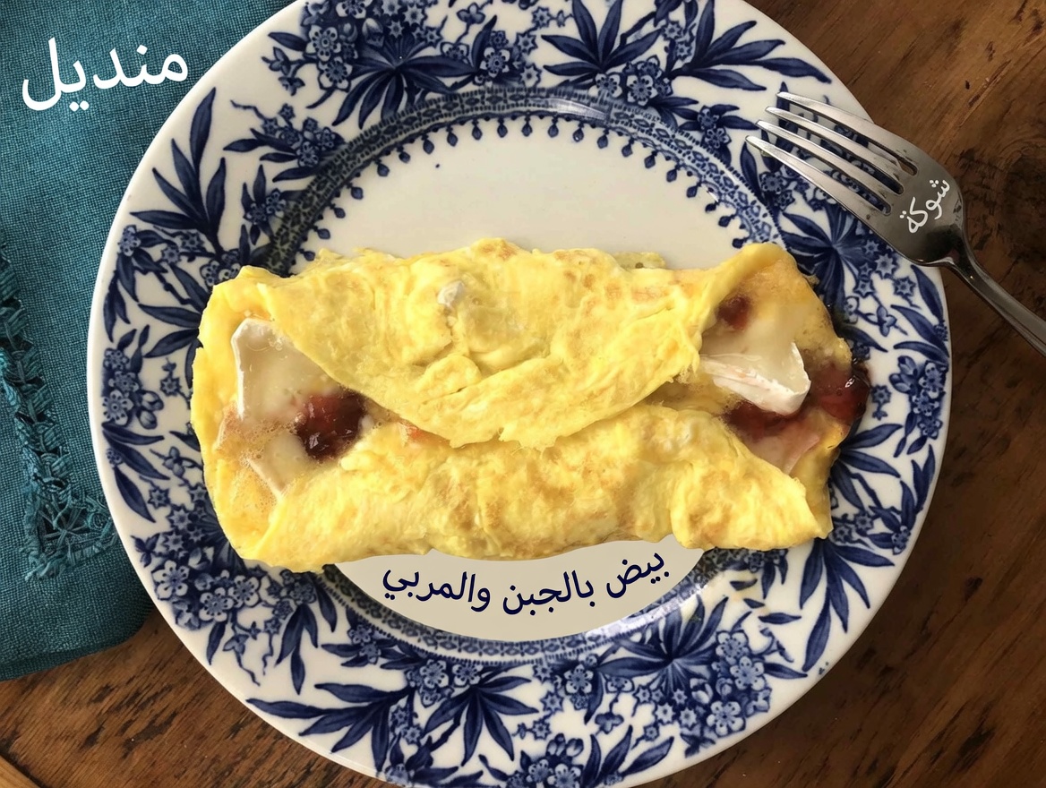 تنبيه لكبار السن: 3 أطعمة شائعة يجب أن تفكر مليًّا قبل جمعها مع البيض لتحسين التغذية والطاقة