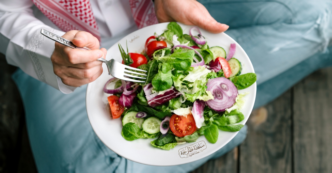 الحقيقة الصادمة: هل يمكن أن ترفع خضرواتك "الصحية" خطر السكتة الدماغية بعد سن الستين دون أن تشعر؟ أسرار حماية دماغ كبار السن كشفناها