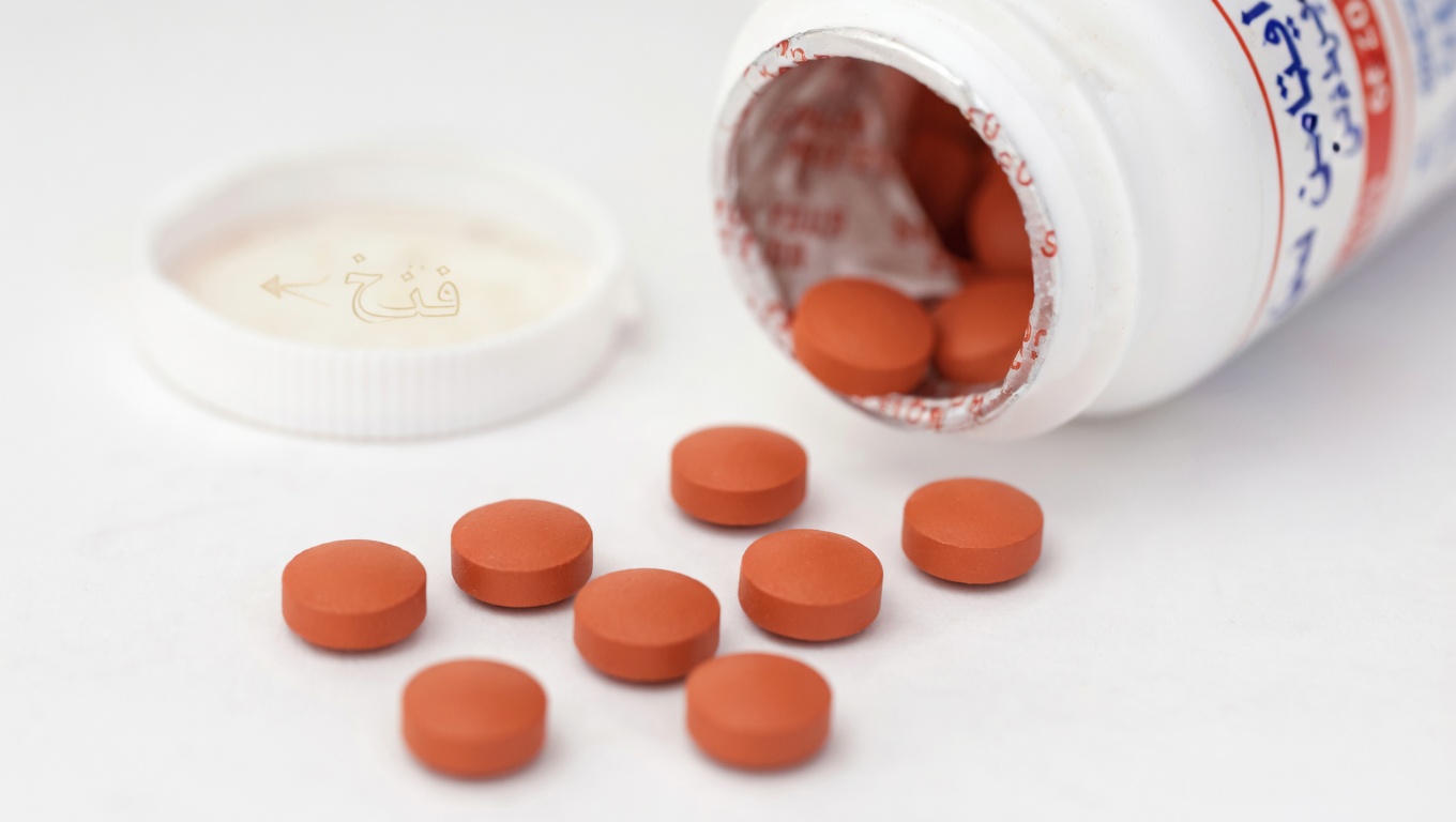 طبيب قلب يحذّر: هذه الحبة تدمّر قلوب كبار السن!