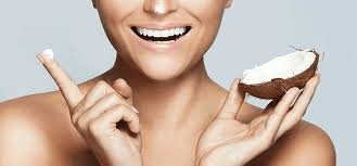 خليط الزيوت الطبيعية في دقيقتين الذي يعتمد عليه كبار السن لتنعيم مظهر التجاعيد