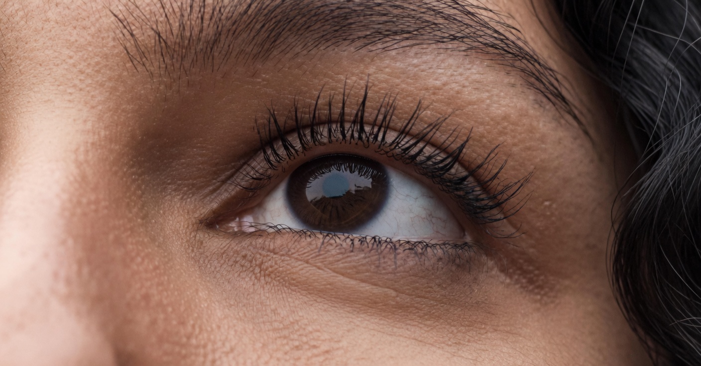 العلاج الطبيعي الذي يغيّر العناية بالعيون: رؤية أوضح دون الاعتماد على النظارات؟