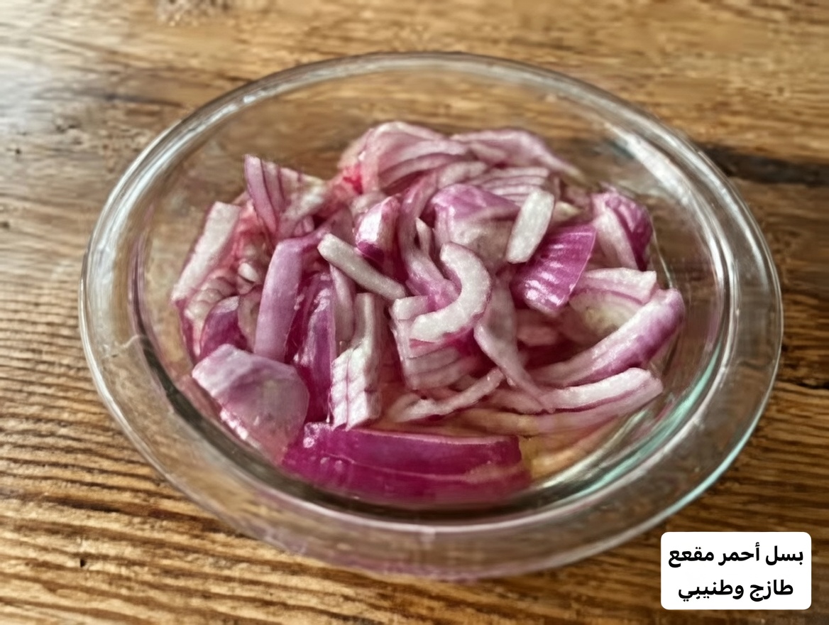 كبار السن، ابشروا بصَرّ حبة بصل أحمر واحدة الليلة وادهنوا هذا القناع الأرجواني على وجهكم—شاهدوا التجاعيد العميقة تتلاشى بنسبة 38% والبشرة تتوهج كأنها في الخمسين خلال 10 ليالٍ فقط