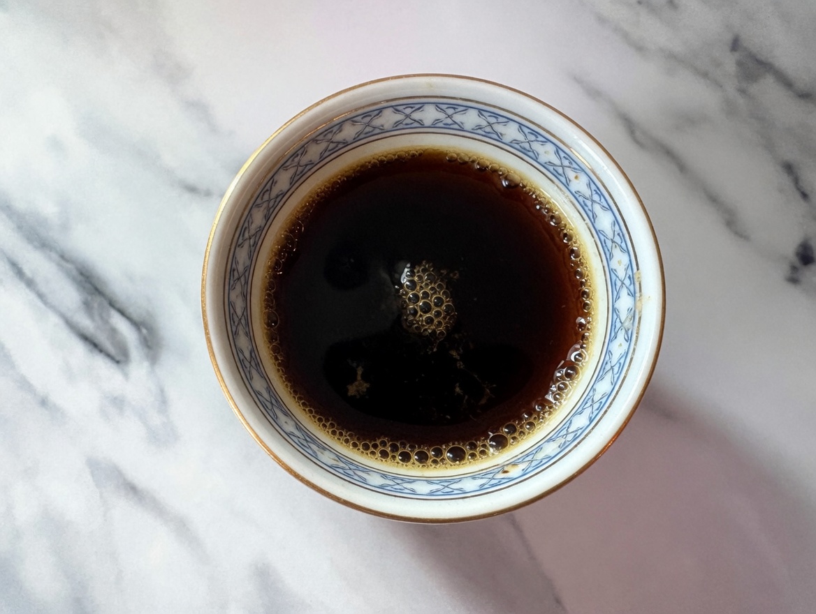 دفّئ جسمك بمنشط الزنجبيل والليمون والثوم والكركم والقرنفل والفانيليا (دفء مريح يمنحك دفعة في الأيام الباردة)