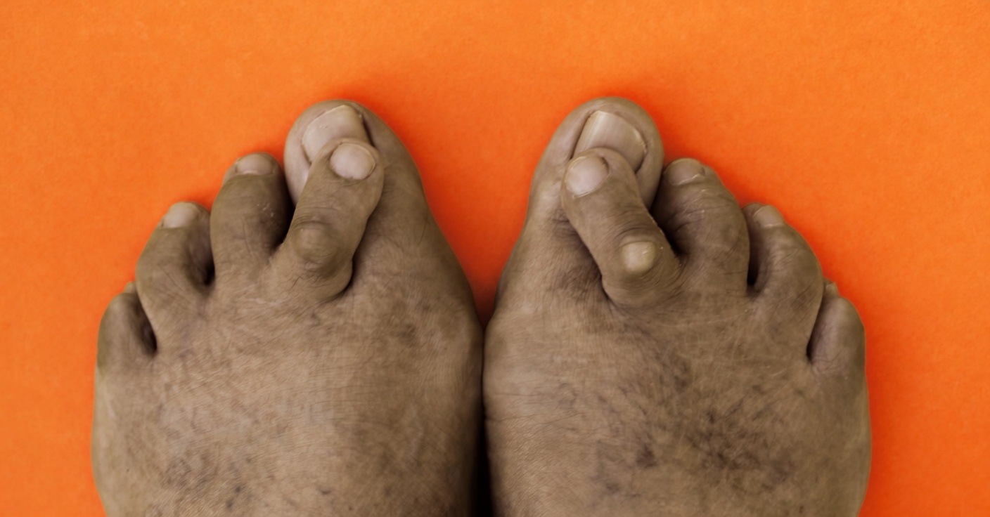 8 علامات تحذيرية يجب ألا يتجاهلها جسمك أبدًا بعد سن الخمسين