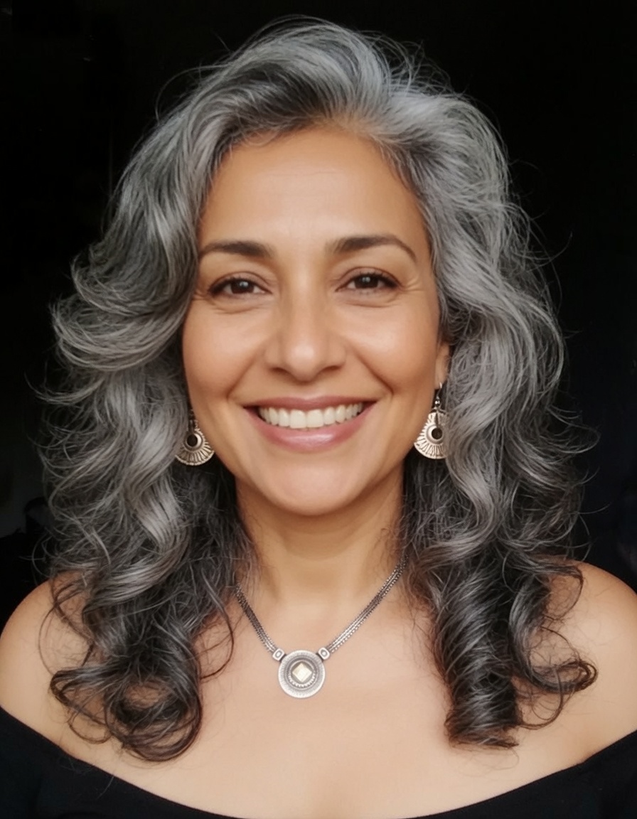 الفحم النشط للشعر الرمادي: حيلة طبيعية أم مجرد وهم؟