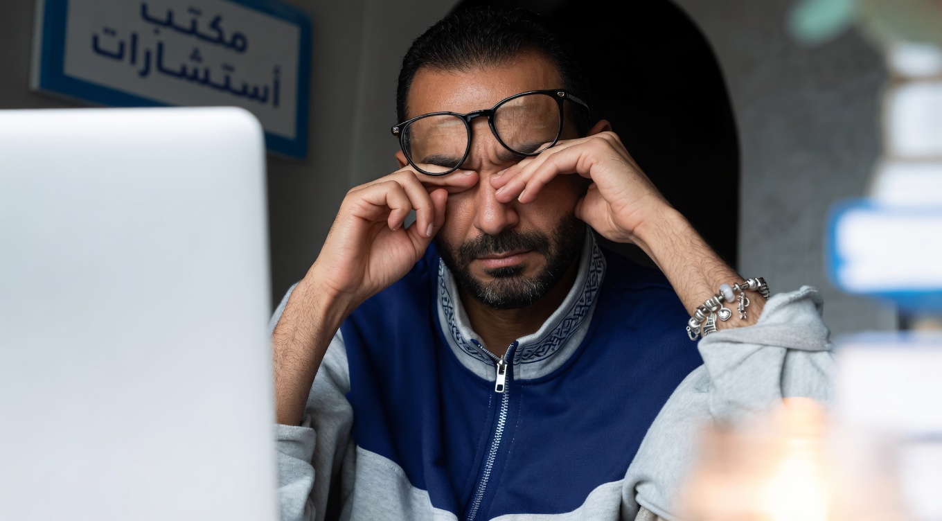 13 علامة مبكرة لفشل الكلى (تتجاهلها يومياً) | أعراض فشل الكلى
